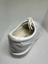 Load image into Gallery viewer, Shiny Patent Round Toe Lace-Up Shoes