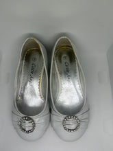 Load image into Gallery viewer, Circular Rhinestone Accent Adorned Pleated Ribbon Wedge Shoes