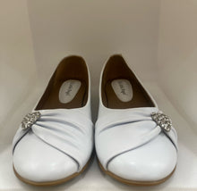Load image into Gallery viewer, Elegant Bow & Crystal Heart Slip-On Flats