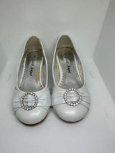 Load image into Gallery viewer, Circular Rhinestone Accent Adorned Pleated Ribbon Wedge Shoes