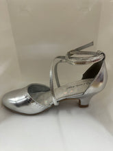 Load image into Gallery viewer, Sequin Trim Strappy Kitten Shoes