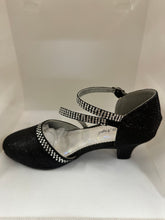 Load image into Gallery viewer, Glittery Crystal Cross-Strap Shoes