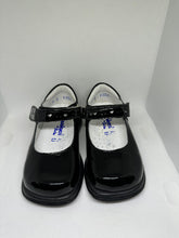 Load image into Gallery viewer, Cutout Hearts Square Toe Mary Jane Shoes