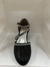 Load image into Gallery viewer, Glittery Crystal Cross-Strap Shoes
