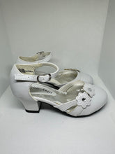 Load image into Gallery viewer, 3D Double Flower with Crystal Ankle Strap Block Shoes