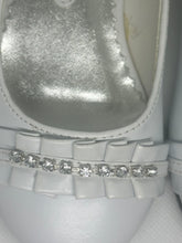 Load image into Gallery viewer, Rhinestone Adorned Pleated Ribbon Block Shoes