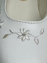 Load image into Gallery viewer, Flower Embroidered & Pearl Accent Mary Jane Chunky Shoes