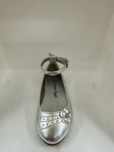 Load image into Gallery viewer, Asymmetrical 3D Flower Ankle Strap Ballerina Shoes