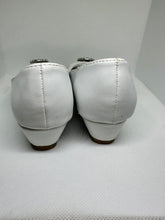 Load image into Gallery viewer, Circular Rhinestone Accent Adorned Pleated Ribbon Wedge Shoes