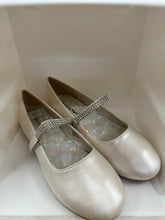 Load image into Gallery viewer, Pearlescent Crystal Ballerina Shoes