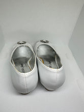 Load image into Gallery viewer, Circular Rhinestone Accent Adorned Pleated Ribbon Wedge Shoes