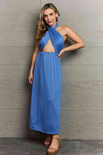 Load image into Gallery viewer, Halter Neck Maxi Dress