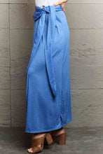 Load image into Gallery viewer, Halter Neck Maxi Dress