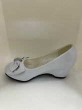 Load image into Gallery viewer, Bow with Crystal Accent Wedge Shoes
