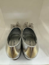 Load image into Gallery viewer, Organza &amp; Ribbon Bow with Sparkly Accent Wedge Shoes
