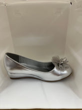Load image into Gallery viewer, Organza &amp; Ribbon Bow with Sparkly Accent Wedge Shoes
