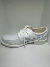 Load image into Gallery viewer, Shiny Patent Round Toe Lace-Up Shoes
