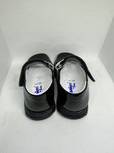 Load image into Gallery viewer, Cutout Hearts Square Toe Mary Jane Shoes

