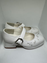 Load image into Gallery viewer, Flower Embroidered &amp; Pearl Accent Mary Jane Chunky Shoes

