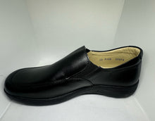 Load image into Gallery viewer, Square Stitch Tip Slip-On Leather Shoes
