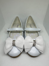 Load image into Gallery viewer, 3D Organza and Rhinestones Bow Ballerina Shoe
