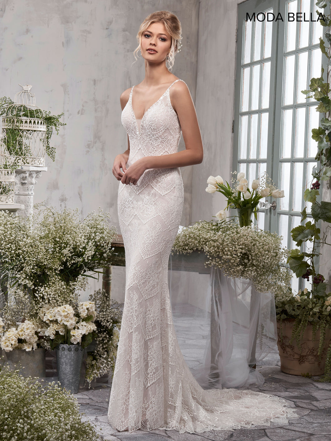 Lace Sheath Bridal Gown