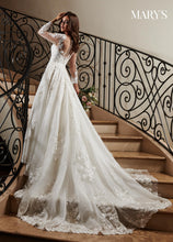 Load image into Gallery viewer, Romantic Glittering Bridal Ballgown

